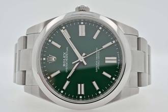 Rolex Oyster Perpetual 41 Automatic 124300 Green Green Verde