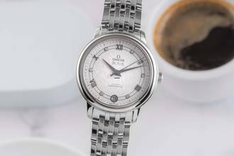 Omega De Ville Prestige Steel Automatic Ladies' Watch Diamonds Ref. 424.10.33.20.52.002