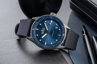 Thumbnail von Blancpain Fifty Fathoms Bathyscaphe Blue Ceramic 5000-0240-NAOA B&P NP €14,700