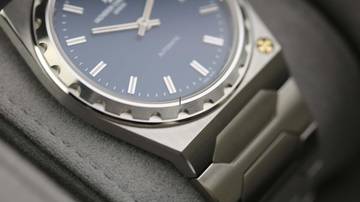 Thumbnail von Vacheron Constantin 222 Historiques 222 4200H/222A-B934 222 Steel - Blue - New - Fullset 2026