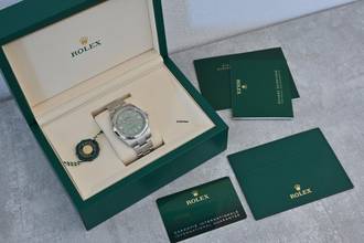Thumbnail von Rolex Oyster Perpetual Automatik 134300 Pistachio Green