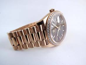 Thumbnail von Rolex Day-Date Choco Dial Everrose / Diamond Bezel