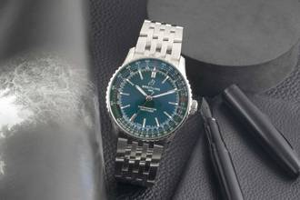 Breitling Navitimer Automatic 41 Green Men's Watch Ref. A17329371L1A1