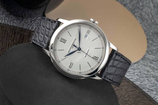  Baume & Mercier Classima Automatik Stahl Ref. M0A10333 B&P 2023 