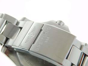 Thumbnail von Breitling Avenger Automatic GMT 43 in full set, like new from 10/2023, LC 100