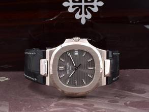 Thumbnail von Patek Philippe Nautilus Rare 2008 Geneva Seal White Gold Like New Full Set Ita