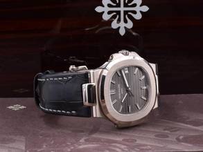 Thumbnail von Patek Philippe Nautilus Rare 2008 Geneva Seal White Gold Like New Full Set Ita