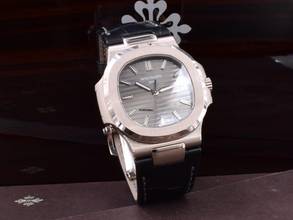 Thumbnail von Patek Philippe Nautilus Rare 2008 Geneva Seal White Gold Like New Full Set Ita