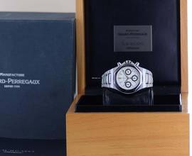Thumbnail von Girard Perregaux Laureato Chronograph Limited Olympico White Dial Sports watch B+P Top