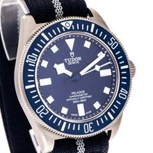 Thumbnail von Tudor Pelagos FXD 42 – M25707B/22-0001 – NEW & Unworn – 06/2022 Full Set