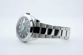 Thumbnail von Rolex Datejust 41 Green Ombre Dial - New Model - Oyster Bracelet - Unworn - 126300 2026