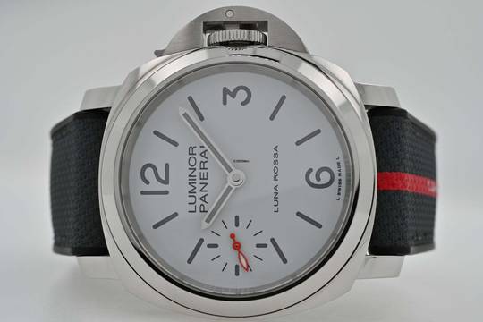  Panerai Luminor Luna Rossa QuarantaQuattro Luna Rossa PAM 1342 White Dial 