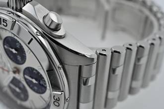 Thumbnail von Breitling Chronomat 42 B01 AB0134101G1A1 Silver Dial