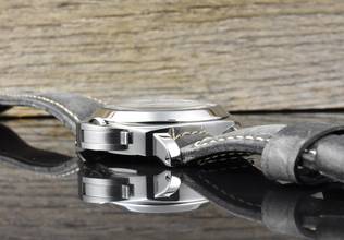 Thumbnail von Panerai Luminor Marina PAM00113 Limited Edition / Crystal Back - Full Set 2010
