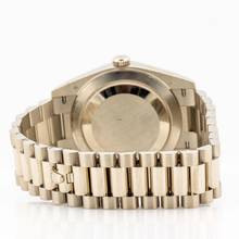 Thumbnail von Rolex Day-Date 40 Blue Ombre Full Set 2025