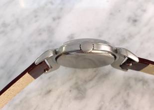 Thumbnail von Omega Classic Extremely Rare Big Scarab Sector Dial 35mm Serviced Vintage