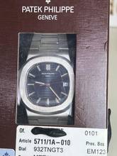 Thumbnail von Patek Philippe Nautilus 5711/1A-010 Nautilus Blue NEW B + P. German delivery - SEALED Full Set - Sealed - Investment piece - Collector's watch!