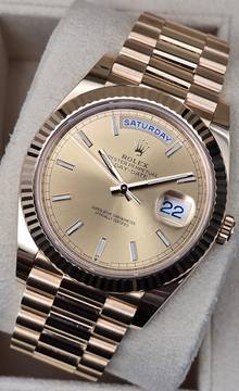  Rolex Day-Date 40 40mm 228238 Champagne dial Very Good Full Set 5-2022 