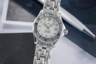  Omega Seamaster Professional 300M Stahl Quarz Damenuhr Ref. 2582.20.00 