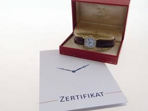 Thumbnail von Cartier Tortue 18 Karat Gelbgold Tortue Paris 80 er Jahre Damenuhr Handaufzug Paris Dial Rare