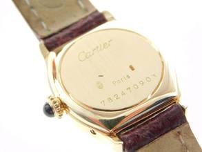 Thumbnail von Cartier Tortue 18 Karat Gelbgold Tortue Paris 80 er Jahre Damenuhr Handaufzug Paris Dial Rare