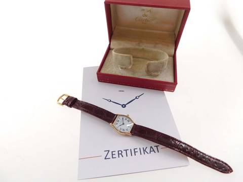  Cartier Tortue 18 Karat Gelbgold Tortue Paris 80 er Jahre Damenuhr Handaufzug Paris Dial Rare 