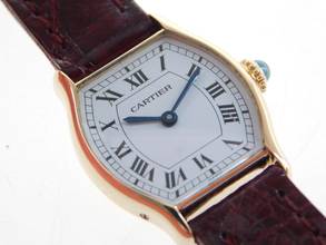 Thumbnail von Cartier Tortue 18 Karat Gelbgold Tortue Paris 80 er Jahre Damenuhr Handaufzug Paris Dial Rare