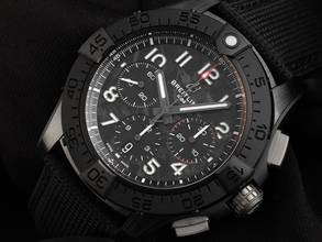 Thumbnail von Breitling Avenger B01 Night Mission Ref.SB0147101B1X1 2026 Full Set Ungetragen Avenger B01 Chronograph Night Mission Keramik Carbon Leder Textil Faltschließe