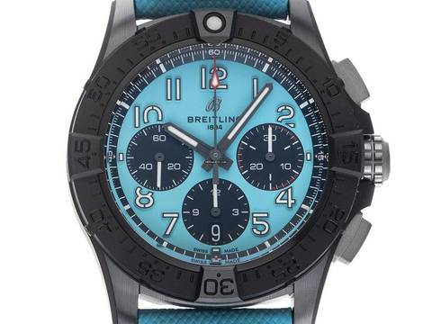 Breitling Avenger B01 Ref.SB0146101L1X1 2026 Full Set Ungetragen Avenger B01 Faltschließe 