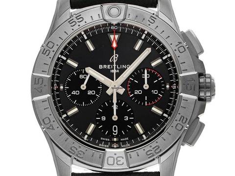  Breitling Avenger B01 Ref.AB0147101B1X1 2026 Full Set Ungetragen Avenger B01 Chronograph Textil Leder Faltschließe 