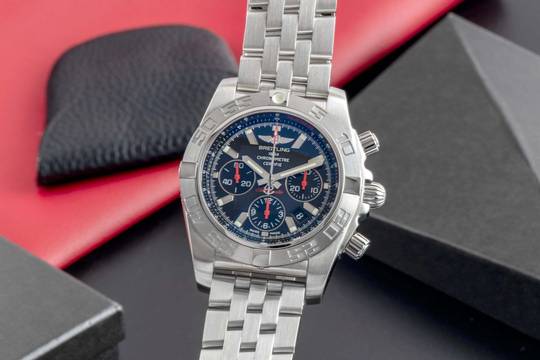  Breitling Chronomat 44 Japan Chronograph Automatik Ref. AB0111 B&P 2011 Limited 