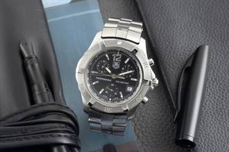 Thumbnail von TAG Heuer 2000 Exclusive Chronograph Professional Steel Quartz Ref. CN1110