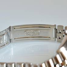 Thumbnail von Rolex Datejust 36 16030 Linen silver dial Full Set TOP Condition 1983
