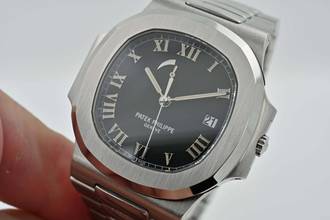 Thumbnail von Patek Philippe Nautilus Black Dial Steel Steel 3710/1 Vintage Power Reserve Extract Service 2024