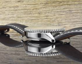 Thumbnail von Breitling Navitimer GMT 1 B04 Chronograph GMT 48MM AB0441211 Black Dial 2020 Full Set