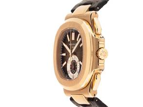Thumbnail von Patek Philippe Nautilus Ref.5980R-001 2019 Full Set Original unpolished Nautilus 18kt rose gold 174g crocodile leather folding clasp