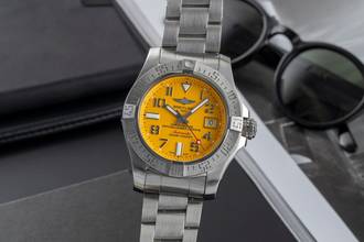 Breitling Avenger II Seawolf Steel Automatic Men's Ref. A1733110 B&P 2018