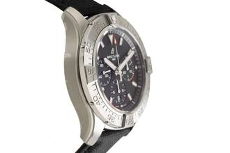 Thumbnail von Breitling Avenger B01 Chronograph 44 Automatic Ref. AB0147101B1X1