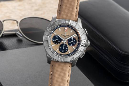  Breitling Avenger B01 Chronograph 44 Stahl Automatik AB0147101A1X1 