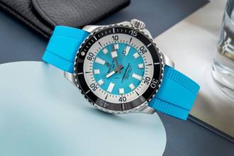 Thumbnail von Breitling Superocean 44 Steel Automatic Men's Watch Ref A17376211L2S2