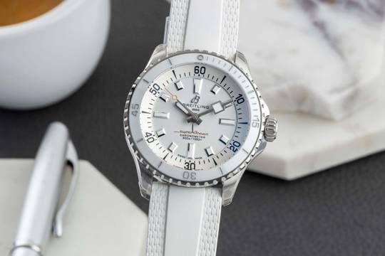  Breitling Superocean 36 Stahl Automatik Damenuhr Ref. A17377211A1S1 