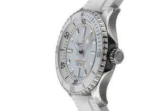 Thumbnail von Breitling Superocean 36 Steel Automatic Ladies' Watch Ref. A17377211A1S1