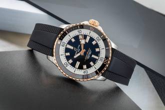 Thumbnail von Breitling Superocean Steel / Gold Automatic Men's Watch Ref. U17375211B1S1 B&P New