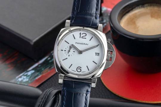  Panerai Luminor Due Luna Stahl Automatik Herrenuhr Ref. PAM01306 B&P 2023 