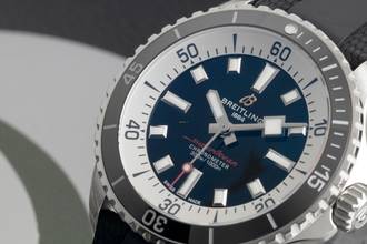 Thumbnail von Breitling Superocean Steel Automatic Men's Watch Ref. A17375211B1S1 B&P