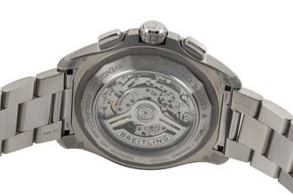 Thumbnail von Breitling Super Avenger B01 Chronograph 46 Automatic EB0148101B1E1