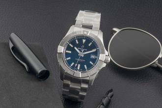 Thumbnail von Breitling Avenger Automatic 42 Steel Men's Watch Ref. A17328101B1A1