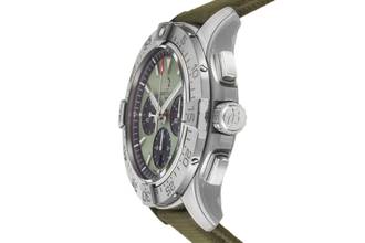 Thumbnail von Breitling Avenger B01 Chronograph 44 Stainless Steel Ref. AB0147101L1X1 NP 6900 €
