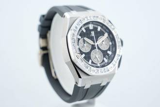 Thumbnail von Audemars Piguet Royal Oak Offshore 43MM - White Gold - Factory Diamond Bezel - Baguette Diamonds 26424BC.ZZ.D002CA.01 2024