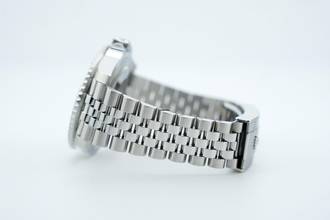Thumbnail von Rolex GMT-Master II Pepsi - Jubilee Bracelet - Unpolished - Discontinued Model 126710BLRO 2022